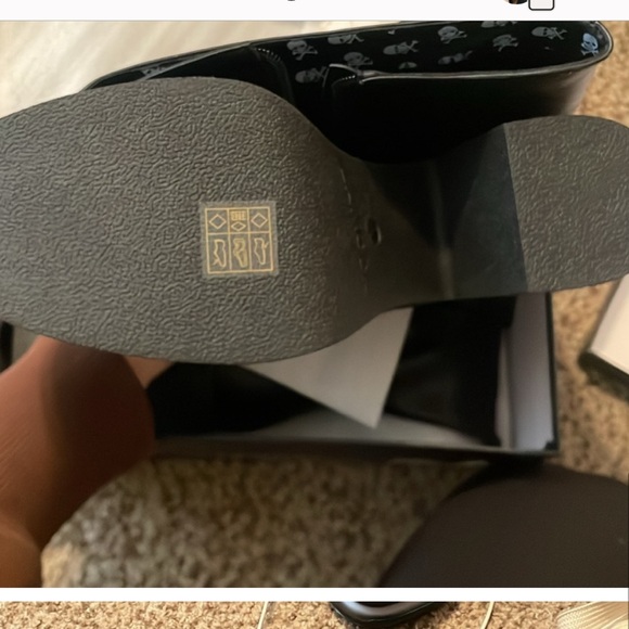 Lamoda SLICK NICKS PLATFORM KNEE HIGH BOOTS

NWT - Picture 3 of 6